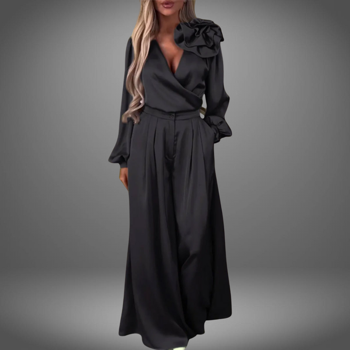 VanBruggen™ | Luxe set met een satijnen blouse en wijde broek