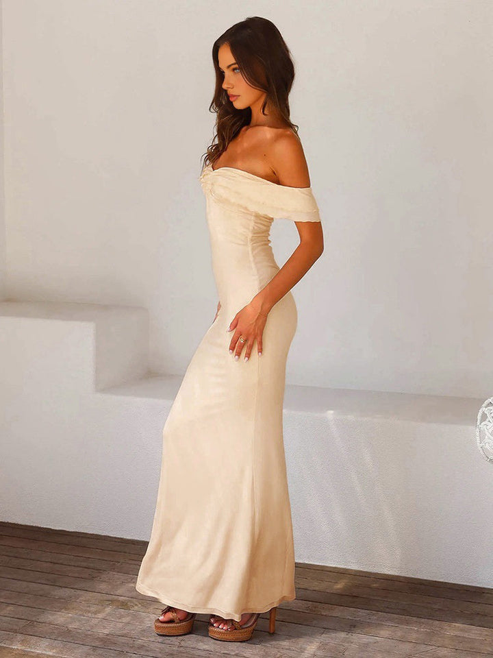 VanBruggen™ | Off Shoulder Satijnen Jurk met Ruches